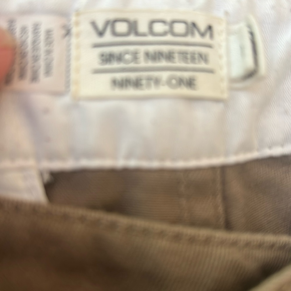 VOLCOM Pants - Picture 3 of 4